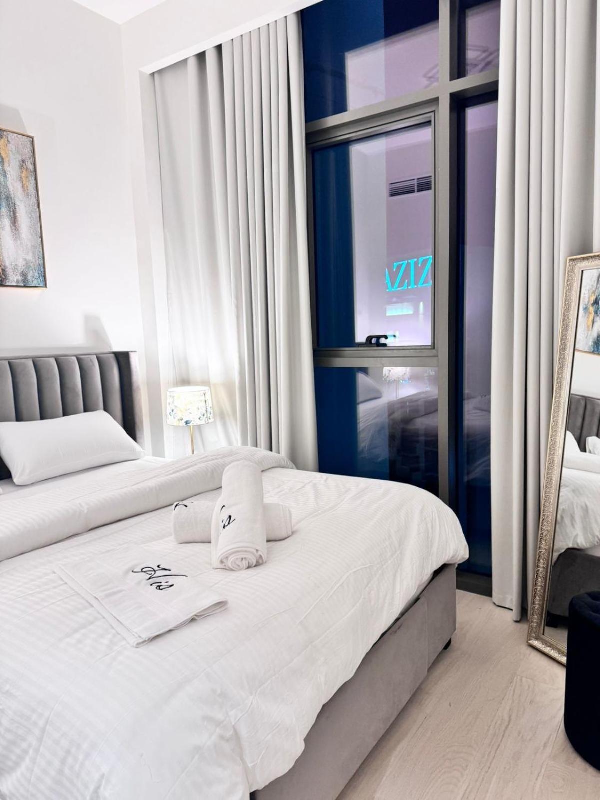 Burj Khalifa View Modern 1bhk With Balcony Appartement